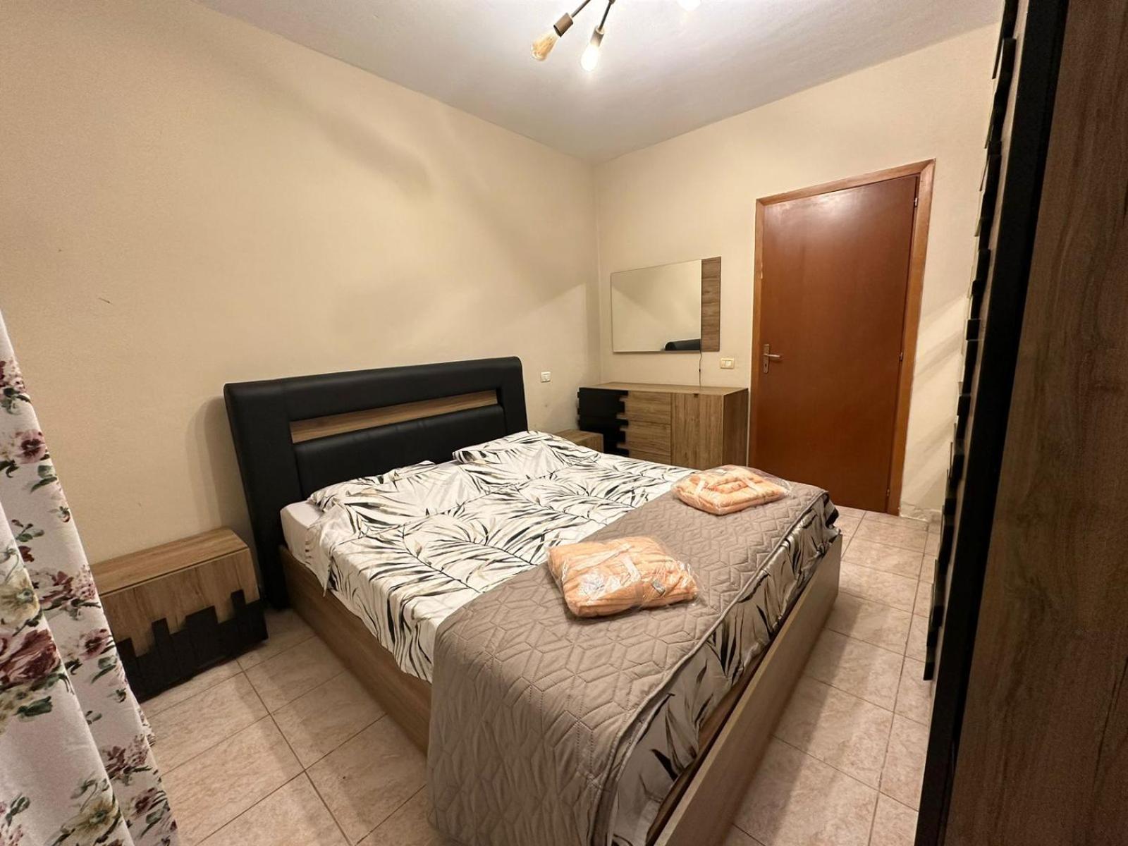 Esar Apartment Dıraç Dış mekan fotoğraf